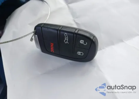 2014 Chrysler 300 z USA, uszkodzony, nr VIN 2C3CCAAG4EH127525